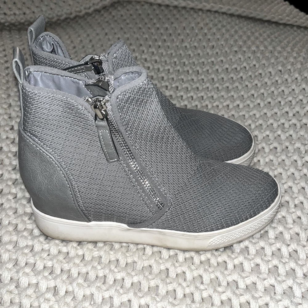 Steve Madden Sneakers